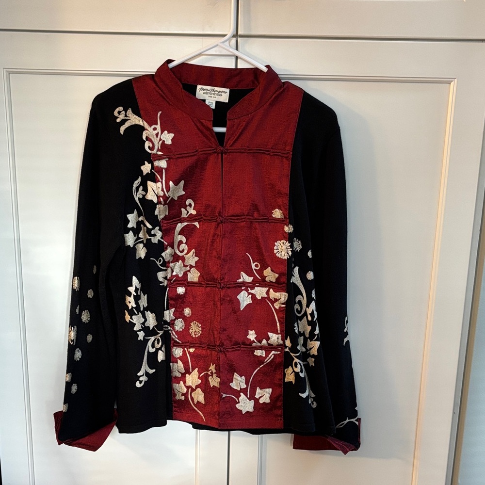 Lovely Norm Thompson Red and Black Floral Design Sweater Jacket. Size PLG